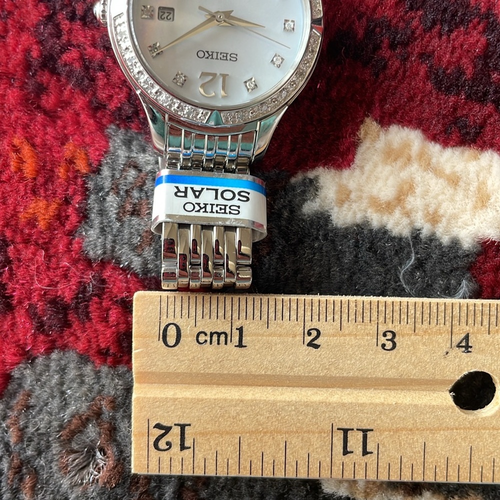 SEIKO Solar Core Diamond Watch - Picture 11 of 13